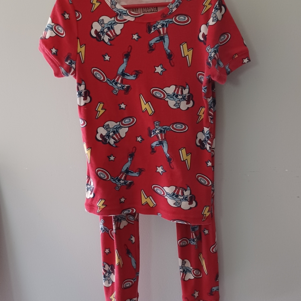 GAP gap Kids Captain America lightning  Avengers Pajamas Boys Size 6